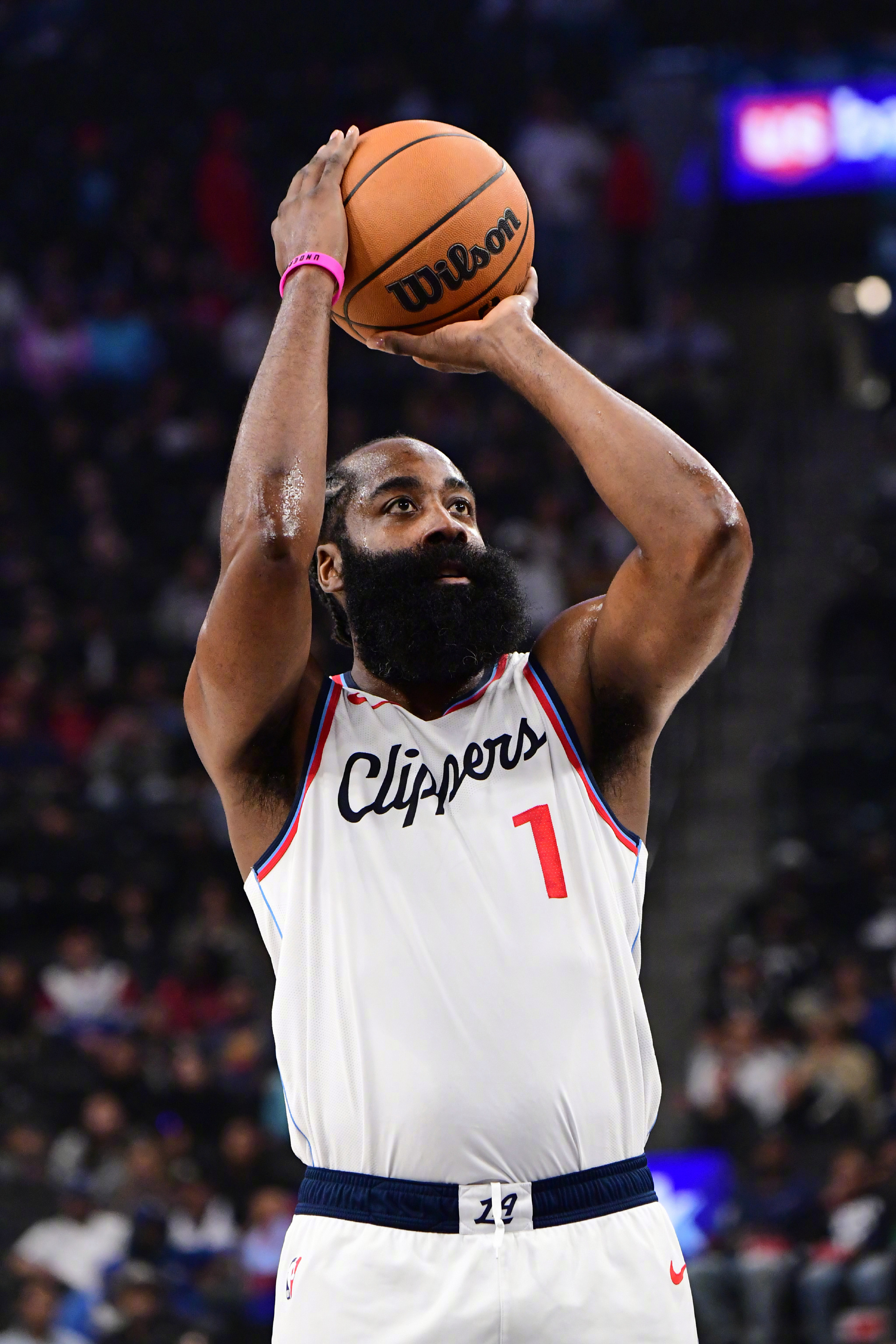 开拓者力克快船，取得四连胜