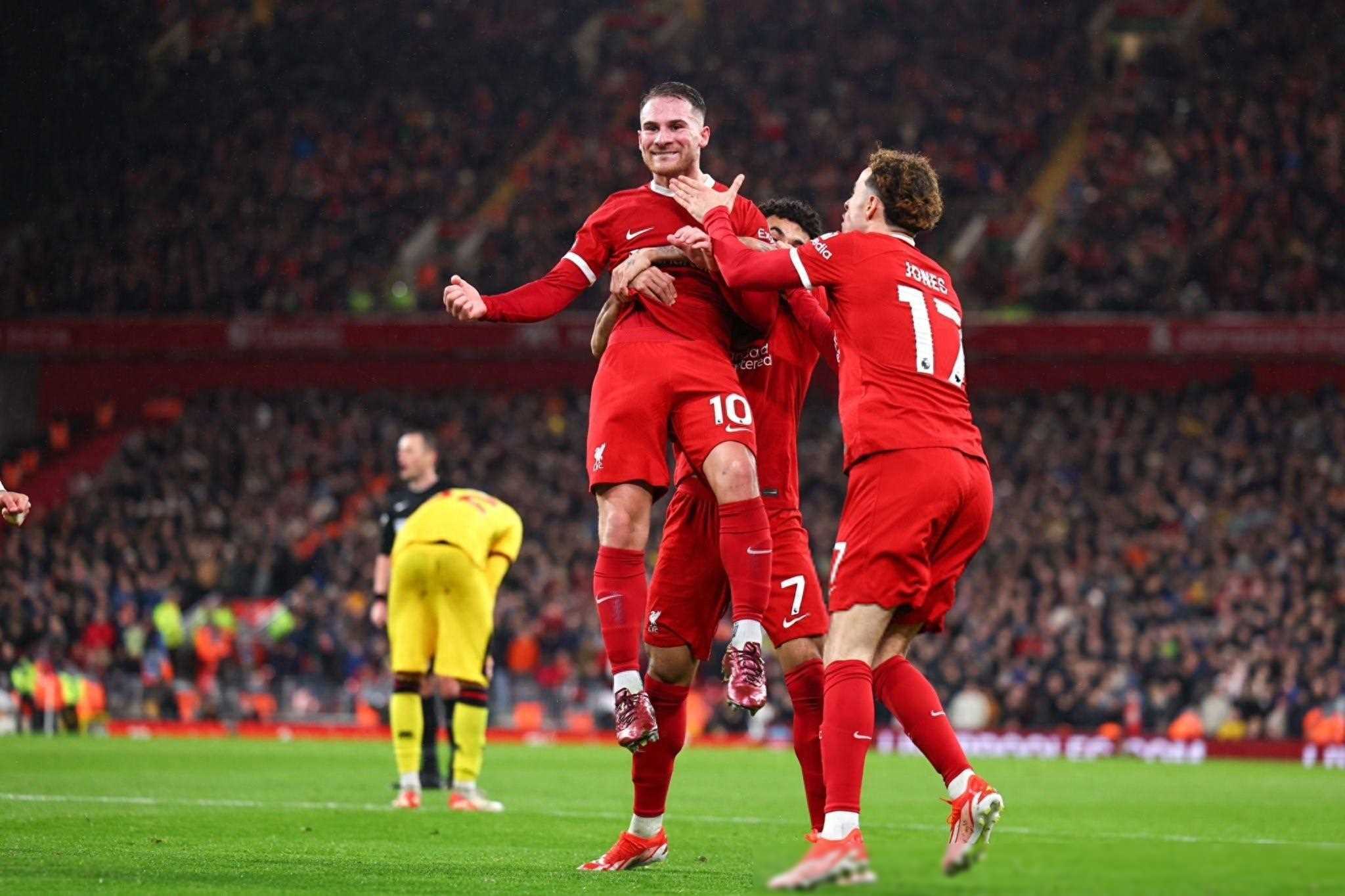 关于巴黎圣日耳曼客场取胜，保持领先地位的信息