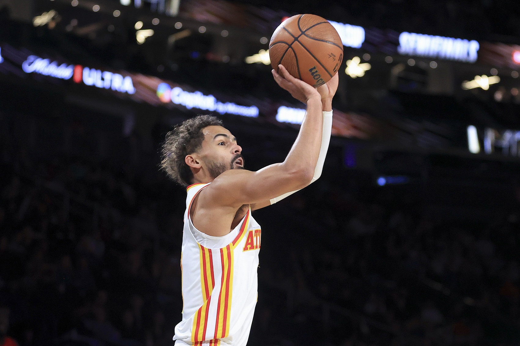 关于爵士队新援表现不俗被誉为天赋的信息