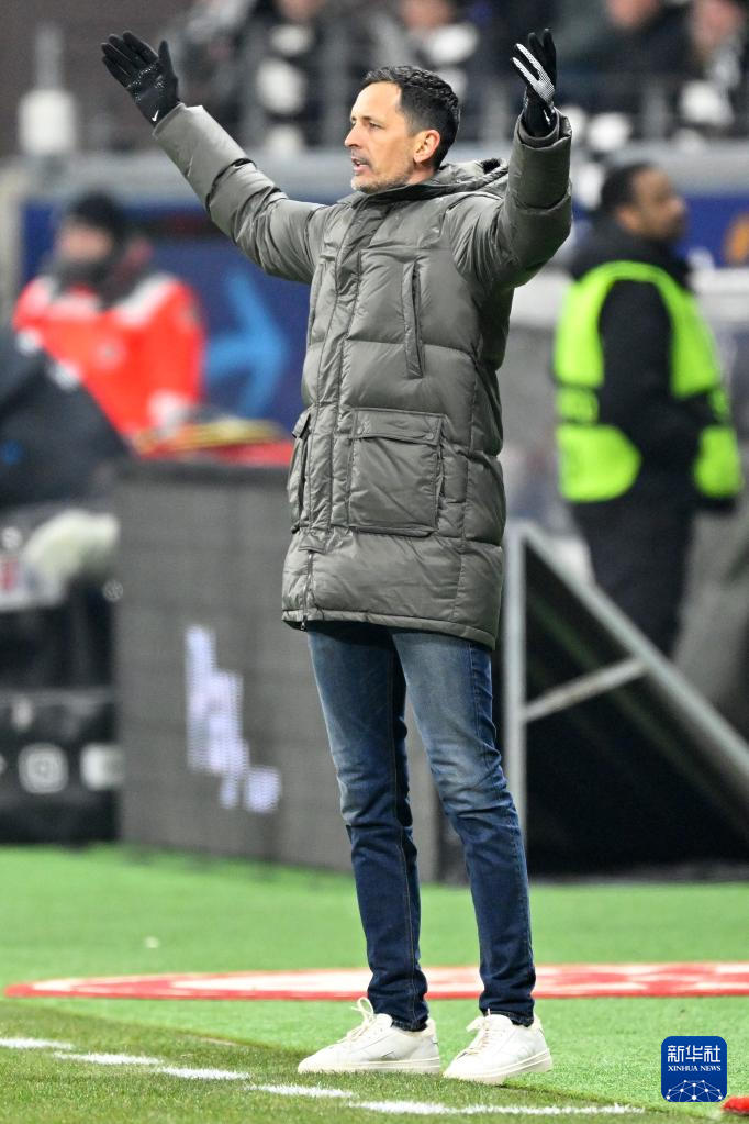 开云体育亚洲官网-包含法兰克福折损关键球员，备战下轮面临巨大挑战的词条