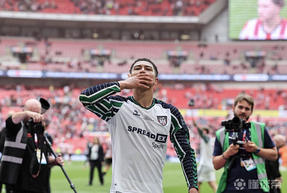 包含法兰克福折损关键球员，备战下轮面临巨大挑战的词条