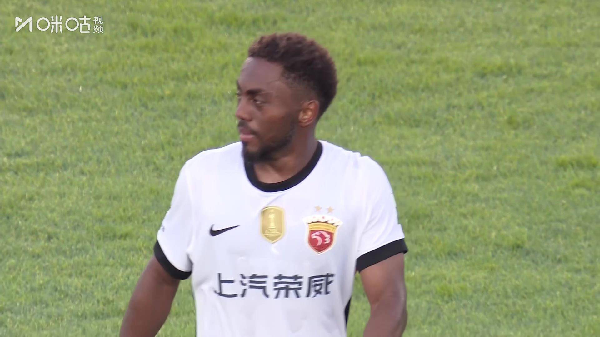 开云体育网页版-上港大胜重庆，积分榜稳居中超前列