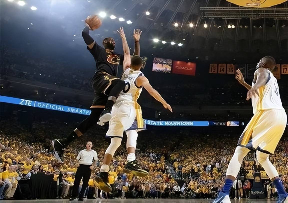 开云体育在线-关于骑士无惧：拉文猛抢西城皇帝飙分的信息