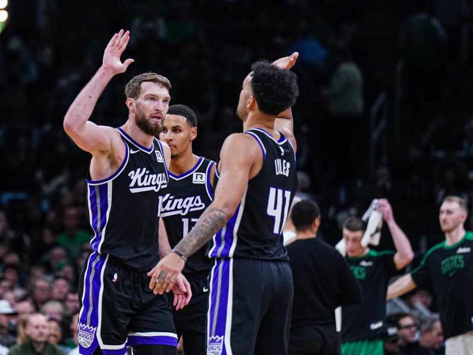 江苏马刺豪取压倒性胜利，晋级四强的简单介绍