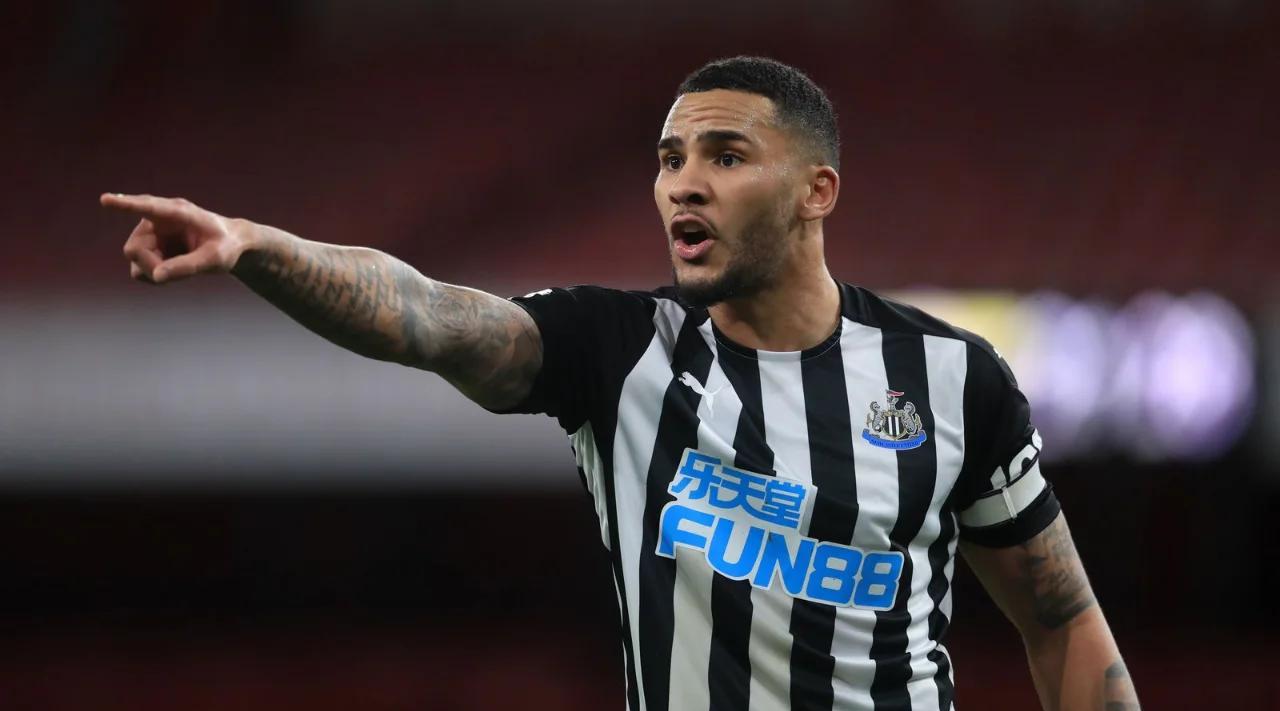 南安普顿击败纽卡斯尔，提升保级前景