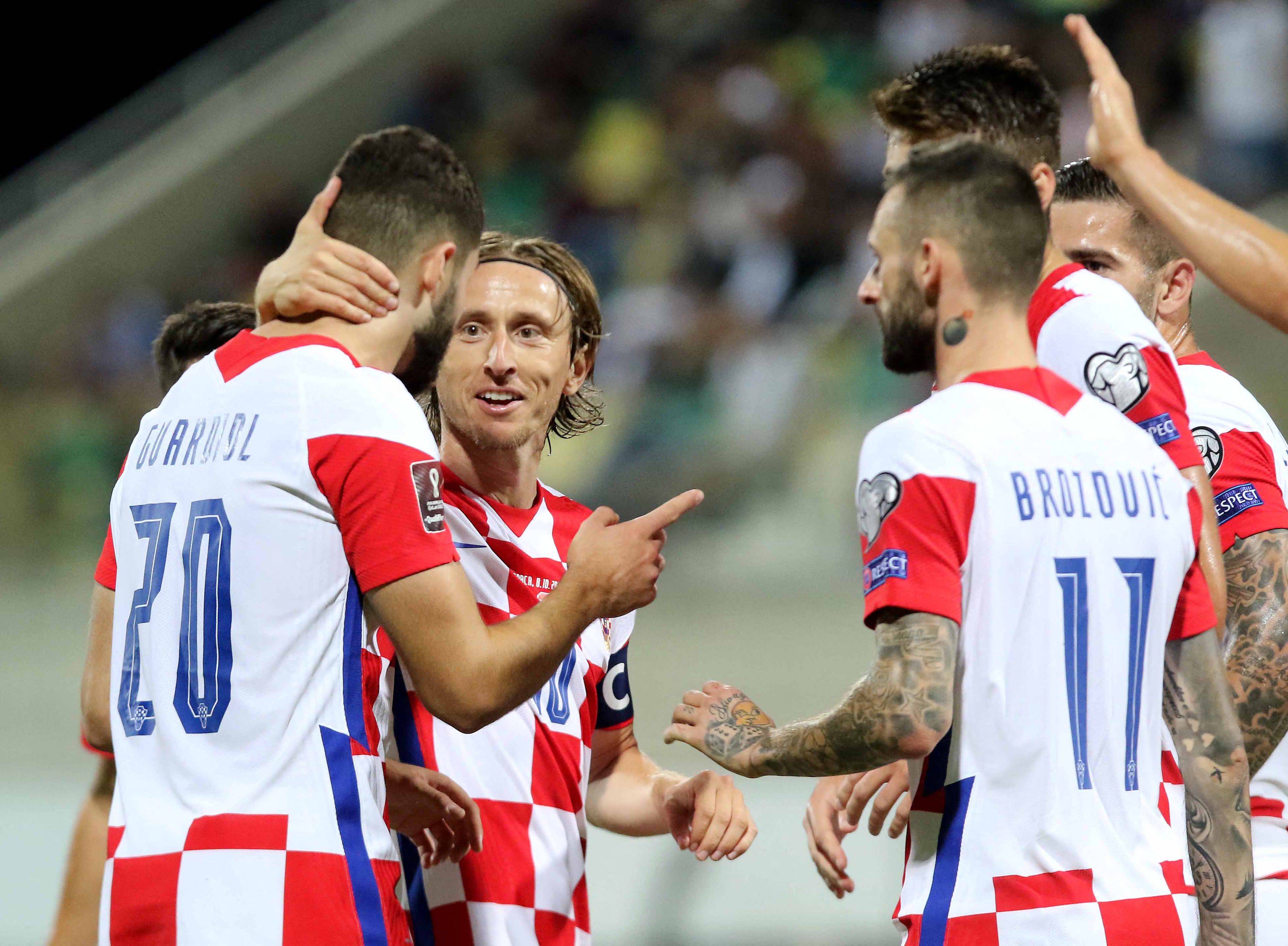 开云体育下载-英格兰迎战波黑：欧国联世界杯预选赛劲爆对决的简单介绍