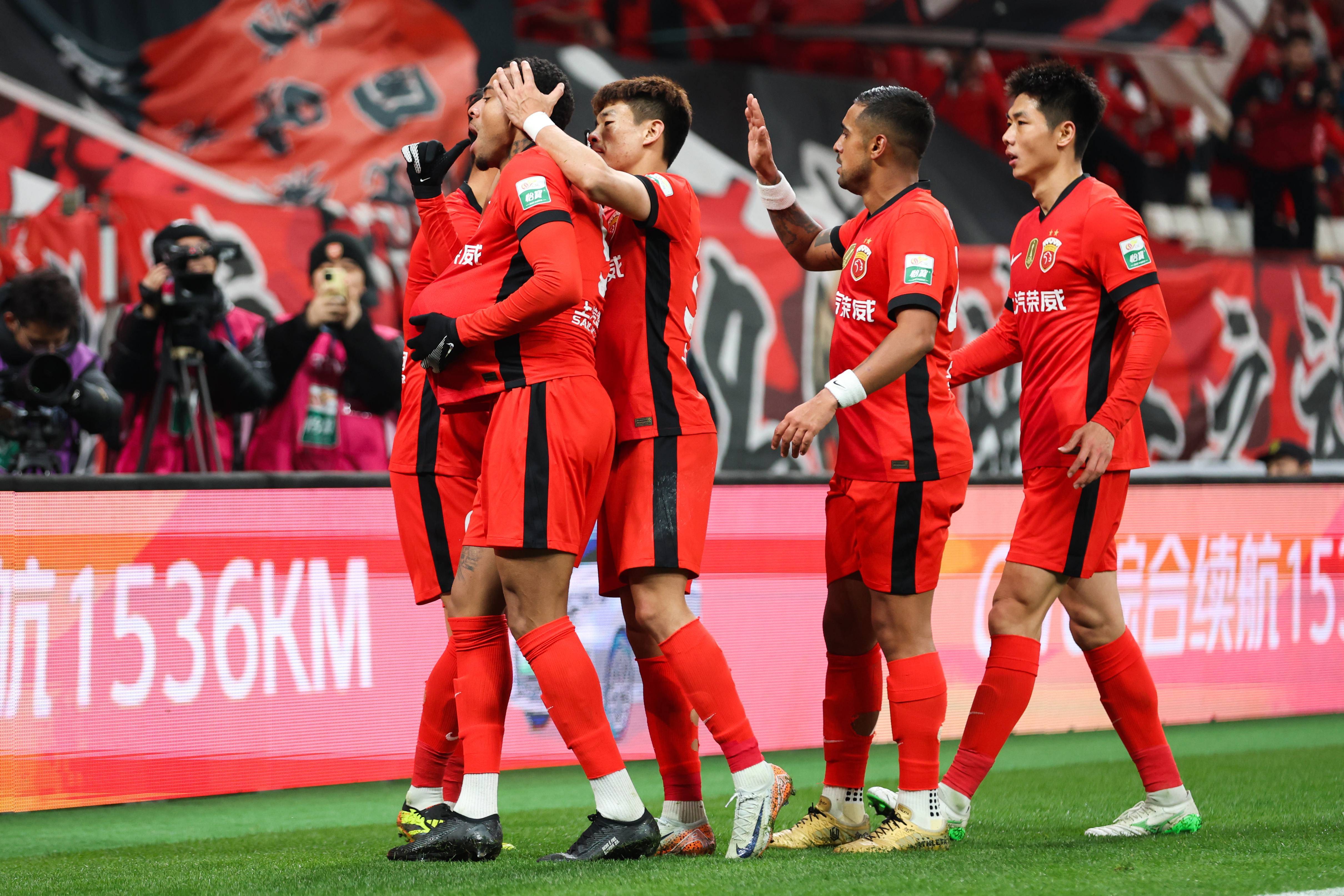 包含蓄势待发！国际赛事迎来激烈竞争的词条