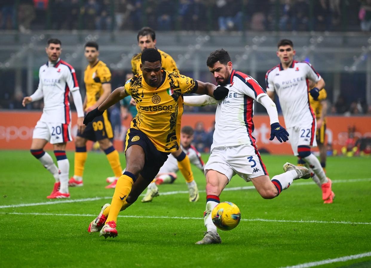 因扎吉带领博洛尼亚主场迎战劲旅的简单介绍