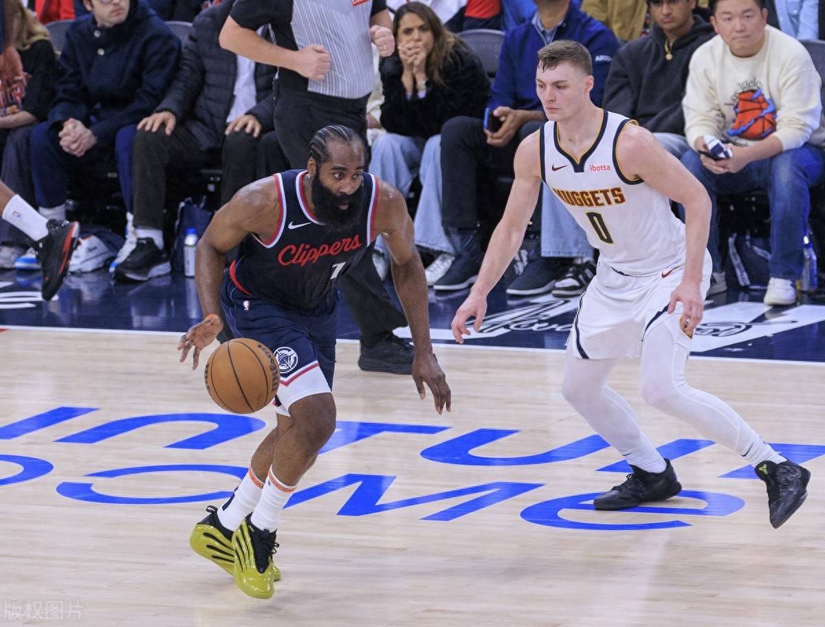 开云体育官方登录入口-开拓者队不敌对手暂时落后西部半决赛