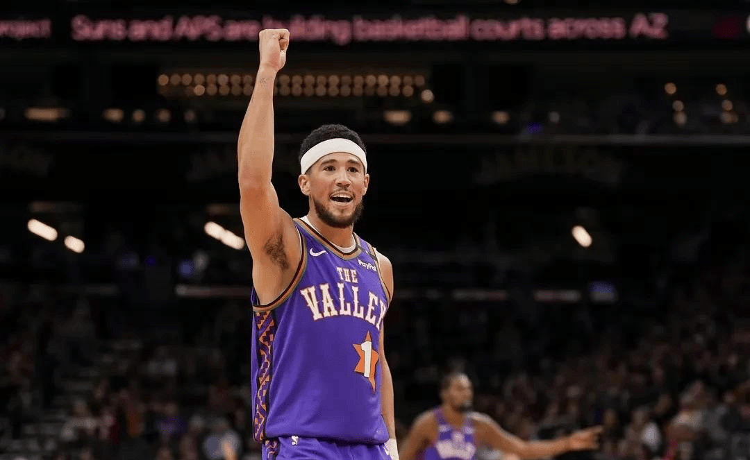 开云体育网站-太阳后卫布克：团结一致，迎接挑战的简单介绍