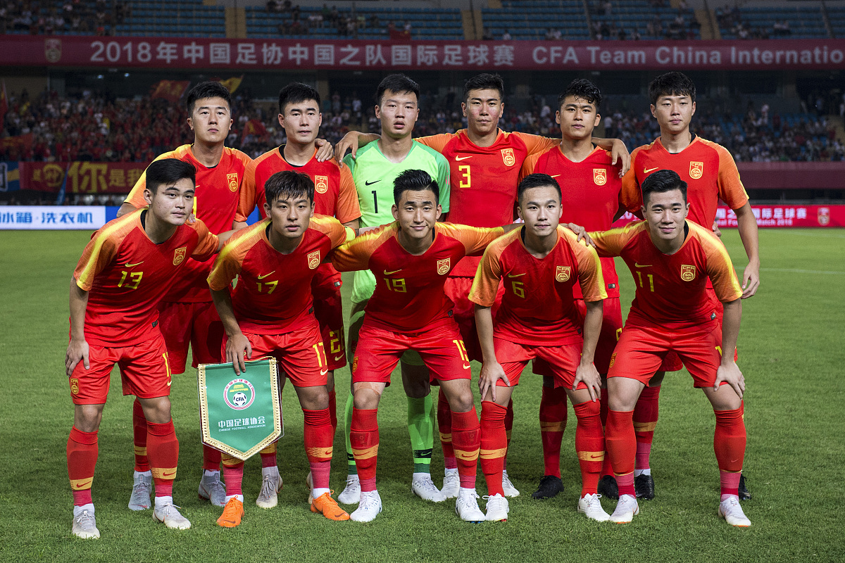 开云体育app下载-球员们在赛场上奋力拼搏展现出色的实力